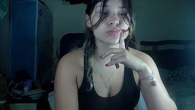 Snapshot of Elith_20 chatting on 03-06-25, 06:19 Elith 20 online show from 03-06-25, 06:19