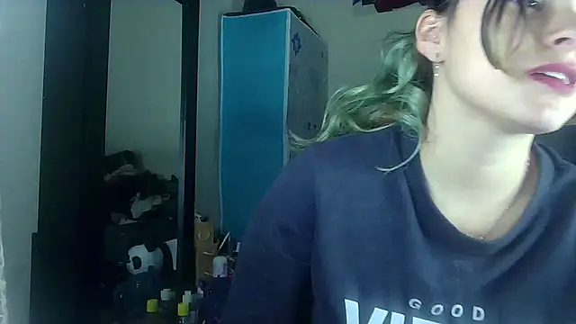 Snapshot of Elith_20 chatting on 03-07-25, 07:19 Elith 20 online show from 03-07-25, 07:19