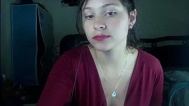 Snapshot of Elith_20 chatting on 03-08-25, 09:39 Elith 20 online show from 03-08-25, 09:39