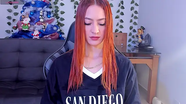 Snapshot of Amypond__ chatting on 12-17-24, 06:09 Amypond online show from 12-17-24, 06:09
