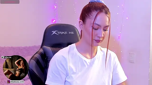 Snapshot of Amypond__ chatting on 10-10-25, 03:55 Amypond online show from 10-10-25, 03:55