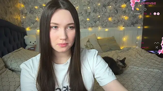 ChloeMillerMeow online show from 02-28-25, 05:26