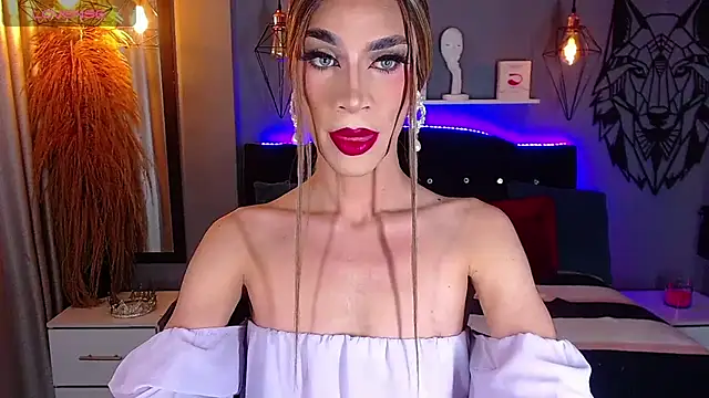 Snapshot of camila_hootie chatting on 10-10-25, 07:35 camila hootie online show from 10-10-25, 07:35