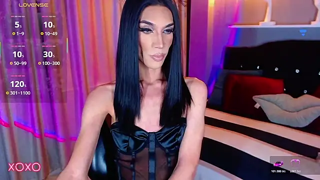 Snapshot of camila_hootie chatting on 11-14-25, 08:40 camila hootie online show from 11-14-25, 08:40