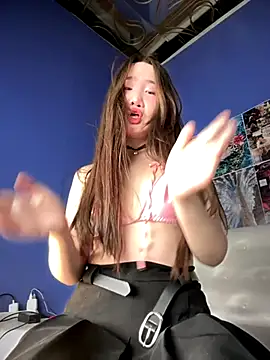 Asianpie  online show from 10-21-25, 12:11