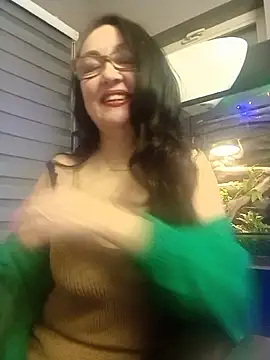 CamilleDesire online show from 12-18-24, 04:39