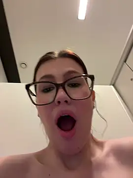 RinaCat online show from 02-27-25, 08:39