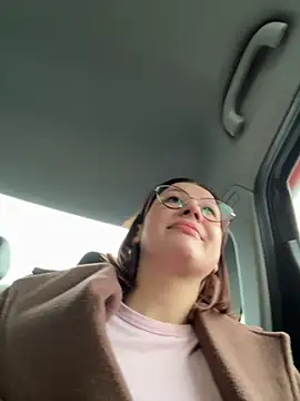 Snapshot of RinaCat chatting on 03-26-26, 05:13 RinaCat online show from 03-26-26, 05:13