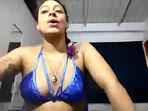 Cata Blue   online show from 01-01-25, 08:58