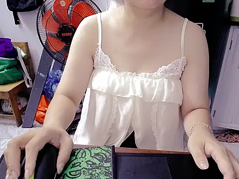Haruka95 online show from 06-15-26, 04:15