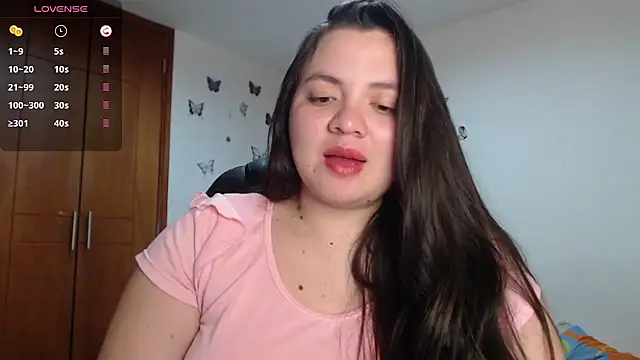 Snapshot of Sarahros1 chatting on 09-24-25, 04:16 Sarahros1 online show from 09-24-25, 04:16