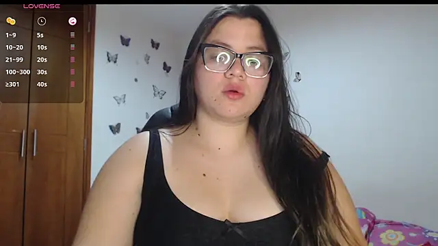 Snapshot of Sarahros1 chatting on 10-22-25, 03:51 Sarahros1 online show from 10-22-25, 03:51