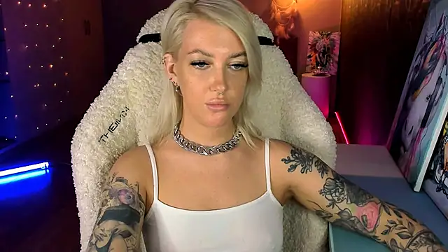 tykioty Miley online show from 07-10-26, 01:25