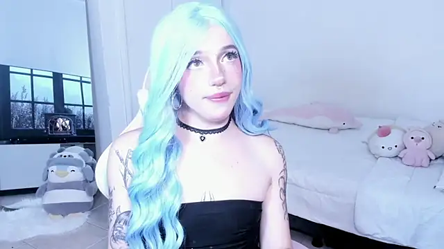 Snapshot of KloeKing__ chatting on 11-11-25, 03:50 KloeKing online show from 11-11-25, 03:50