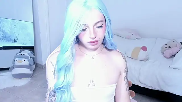 Snapshot of KloeKing__ chatting on 11-12-25, 06:14 KloeKing online show from 11-12-25, 06:14