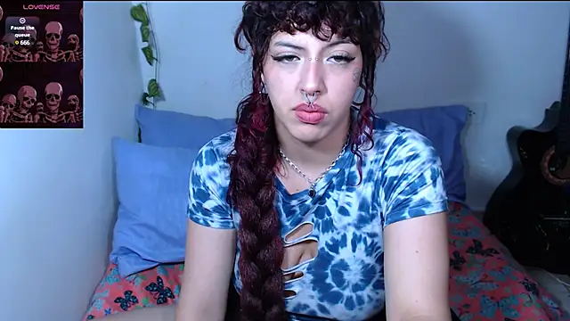 Eli666uwu online show from 12-20-24, 03:25