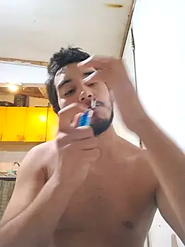 Snapshot of X_xtomas_x chatting on 03-10-26, 05:45 X xtomas x online show from 03-10-26, 05:45