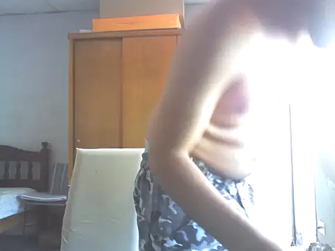 Snapshot of nicedick_bro chatting on 02-02-25, 06:10 nicedick bro online show from 02-02-25, 06:10