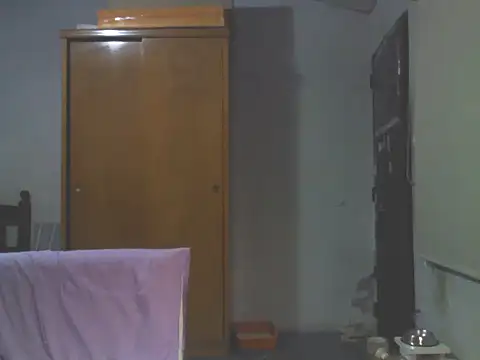 Snapshot of nicedick_bro chatting on 02-26-25, 01:43 nicedick bro online show from 02-26-25, 01:43