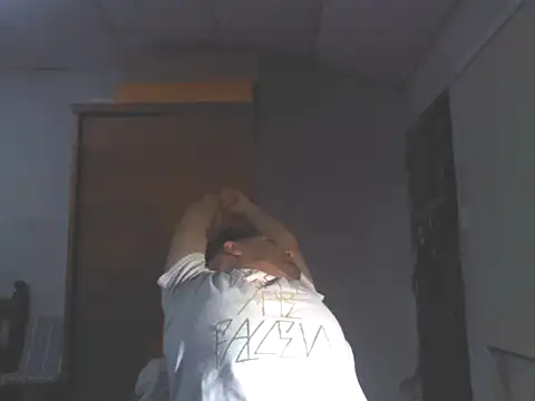 Snapshot of nicedick_bro chatting on 03-21-25, 08:50 nicedick bro online show from 03-21-25, 08:50