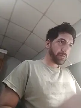 Snapshot of nicedick_bro chatting on 11-05-25, 04:01 nicedick bro online show from 11-05-25, 04:01