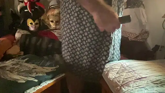 EroticVenetian online show from 12-14-25, 06:08