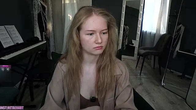 Alexandra Demore online show from 06-22-26, 06:27