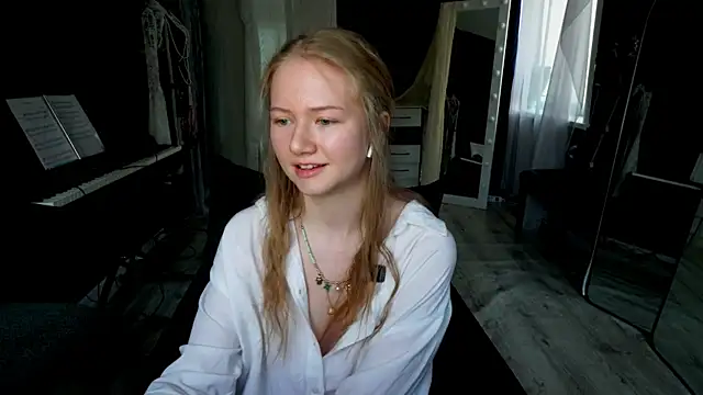 Alexandra Demore online show from 06-29-26, 06:41