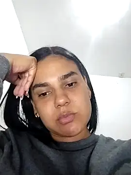 Snapshot of AntonellaShot chatting on 10-05-25, 10:02 AntonellaShot online show from 10-05-25, 10:02