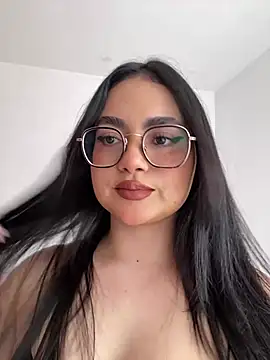 Snapshot of montmariana chatting on 03-05-26, 02:46 montmariana online show from 03-05-26, 02:46