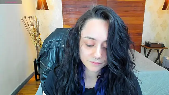 KatherineBond online show from 12-21-24, 09:04