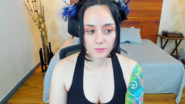 KatherineBond online show from 12-24-24, 02:43