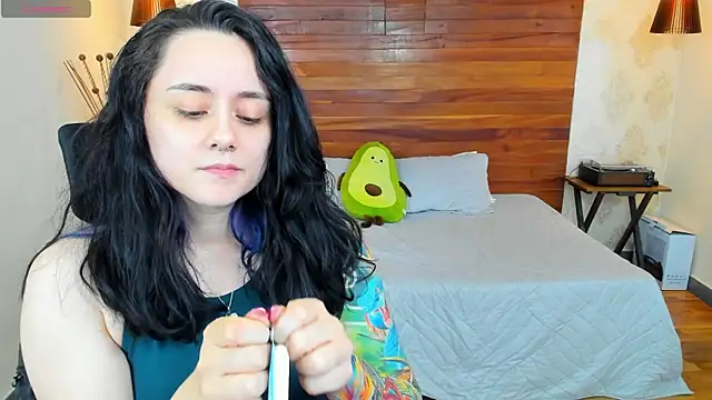 KatherineBond online show from 01-05-25, 12:09