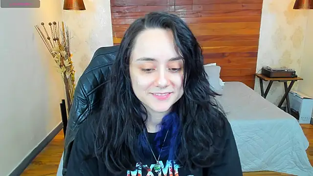 KatherineBond online show from 01-05-25, 10:19