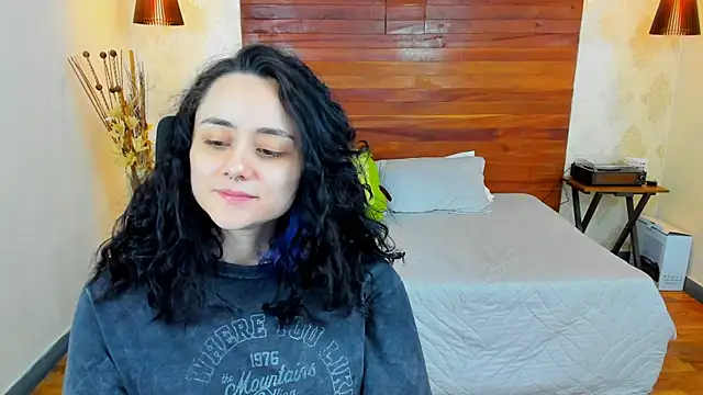 KatherineBond online show from 01-10-25, 01:42