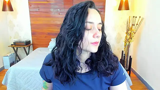 KatherineBond online show from 01-10-25, 10:15