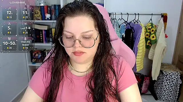 Gabiwaifu online show from 11-15-25, 06:55