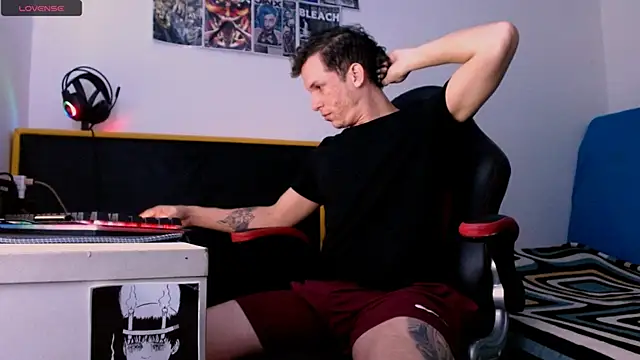 deividcloud36 online show from 03-25-26, 01:00