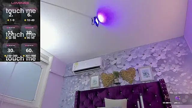 Danee 19  online show from 03-18-25, 11:30