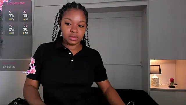 Snapshot of tamaraa_smiith chatting on 12-17-24, 11:49 tamaraa smiith online show from 12-17-24, 11:49