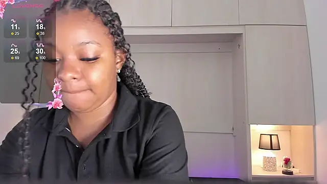 Snapshot of tamaraa_smiith chatting on 12-28-24, 11:30 tamaraa smiith online show from 12-28-24, 11:30