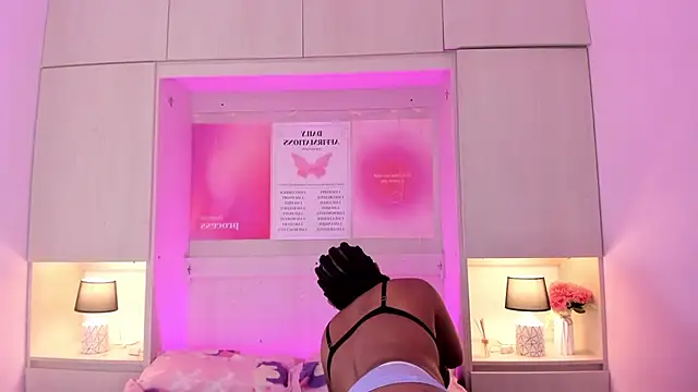 tamaraa smiith online show from 09-25-25, 07:39