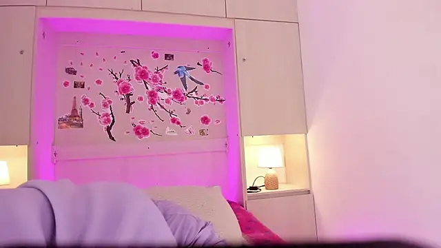 tamaraa smiith online show from 11-28-25, 08:00