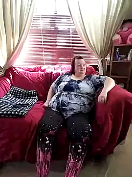 Bayou Woman68 online show from 04-10-26, 08:02