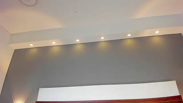 Adelehottman online show from 10-17-25, 02:41