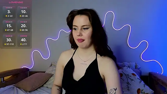 Aisha Riley online show from 03-20-25, 01:15