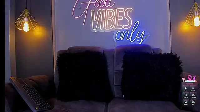 Snapshot of LOLIITA__LOVE chatting on 03-07-26, 05:54 LOLIITA LOVE online show from 03-07-26, 05:54