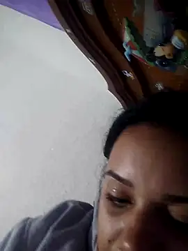  Miaaleon online show from 10-11-25, 10:36