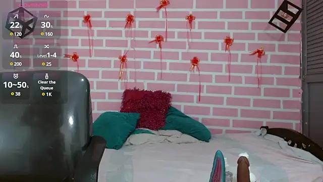 emy 0 online show from 03-10-25, 07:40