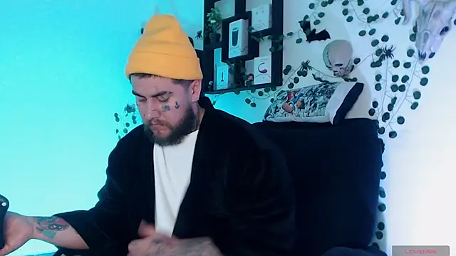 Ash gusbig online show from 12-11-24, 01:37